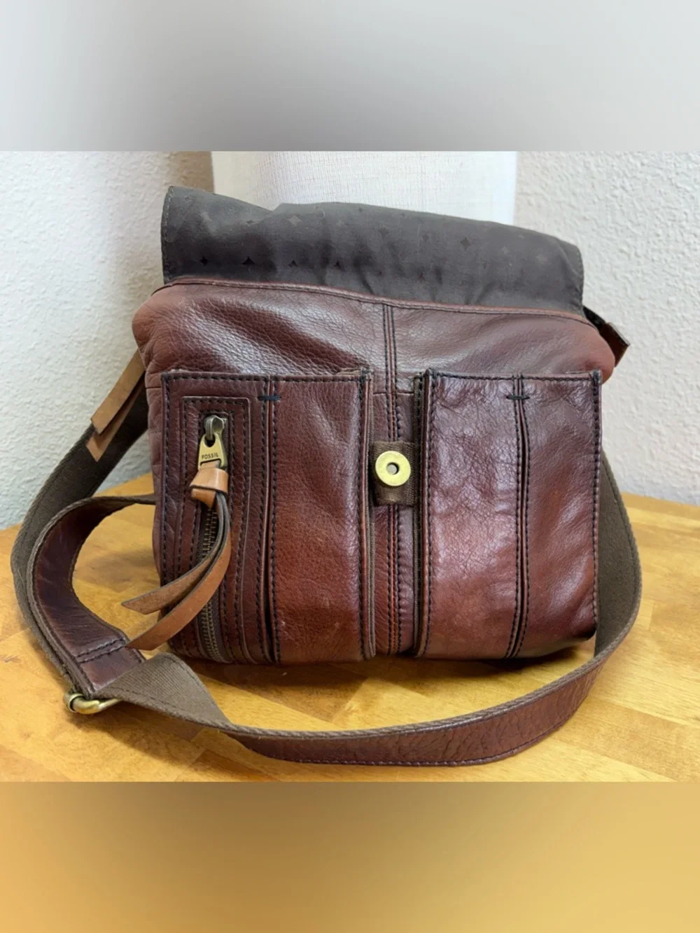 Fossil Long Live Vintage 1954 Leather Cargo Crossbody Bag Brown - Picture 3 of 15